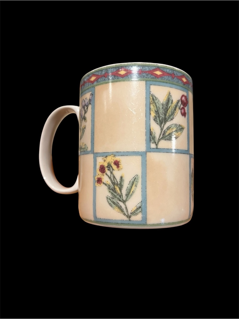 Set of 2 Cream Floral Patchwork Mugs